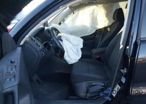 2017 Volkswagen Tiguan 2.0T/2.0T S from USA, damaged, VIN WVGAV7AX4HK047747